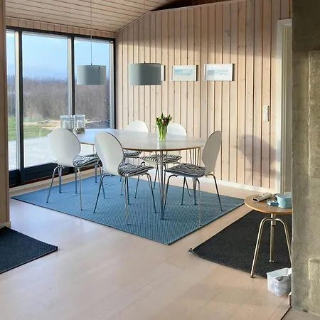 Charming Summer House In With Sea View Prázdninový dům Fåborg