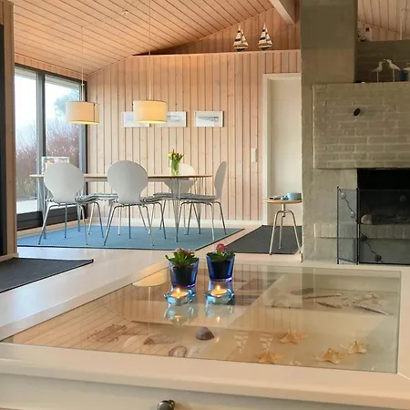 Charming Summer House In With Sea View Prázdninový dům *