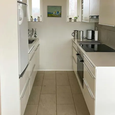 Charming Summer House In With Sea View Vakantiehuis *