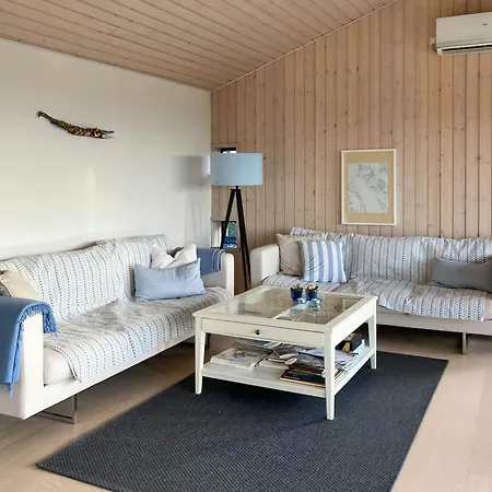 Prázdninový dům Charming Summer House In With Sea View Fåborg