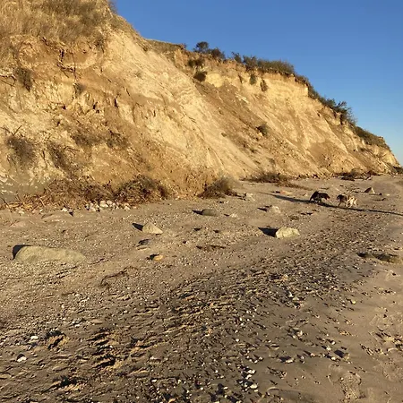 Charming Summer House In With Sea View Dom wakacyjny